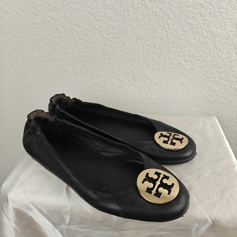 Tory Burch Claire Ballet Flats Black Gold Slip On Size 8 Women's - Picture 1 of 13
